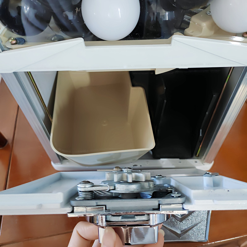 Coin-operated egg twister acti - Whack A Mole Arcade recensie en prijs